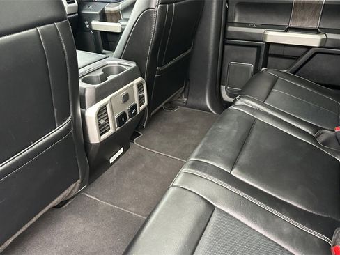 Used 2021 Ford F250 Lariat image 9