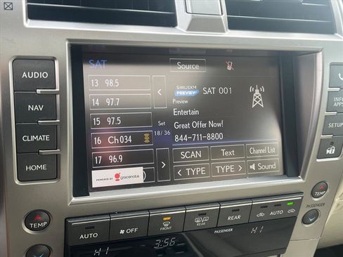 Used 2018 Lexus GX 460 image 14