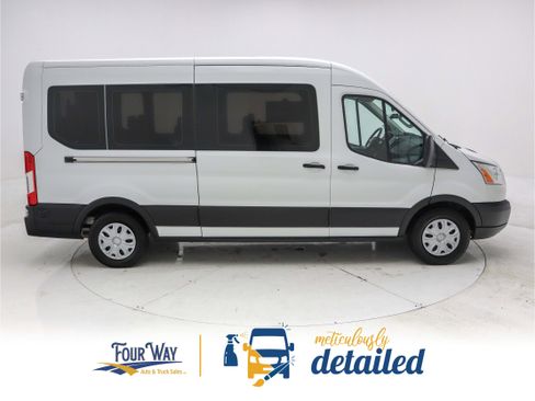 Used 2019 Ford Transit 350 XLT image 2