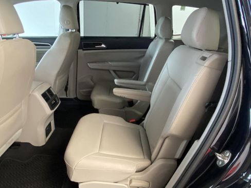 Used 2019 Volkswagen Atlas SEL R-Line AWD/4WD image 19