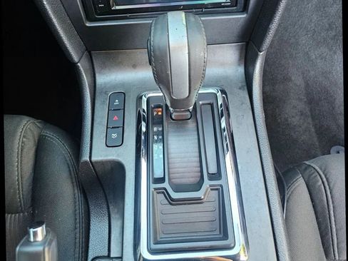 Used 2013 Ford Mustang Coupe image 24