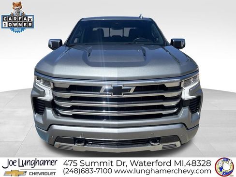 Used 2024 Chevrolet Silverado 1500 High Country w/ High Country Premium Package AWD/4WD image 9