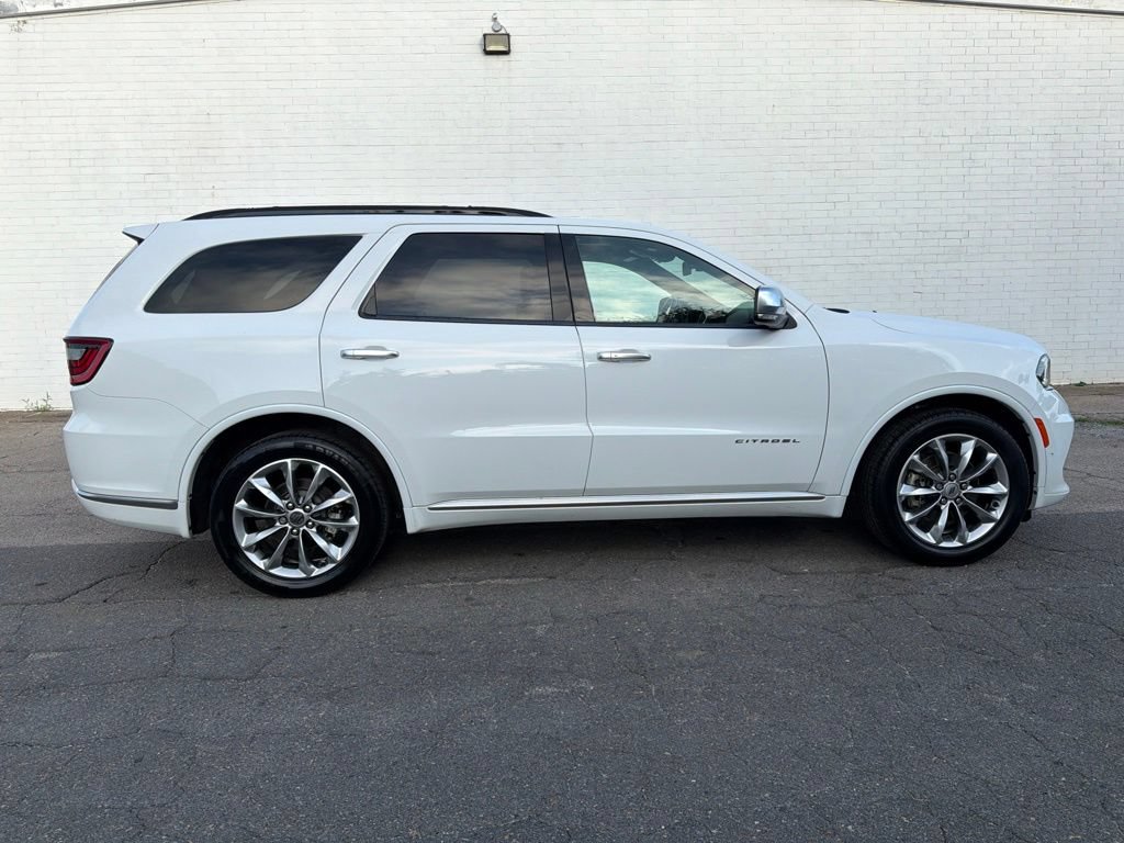 Used 2022 Dodge Durango Citadel RWD image 1