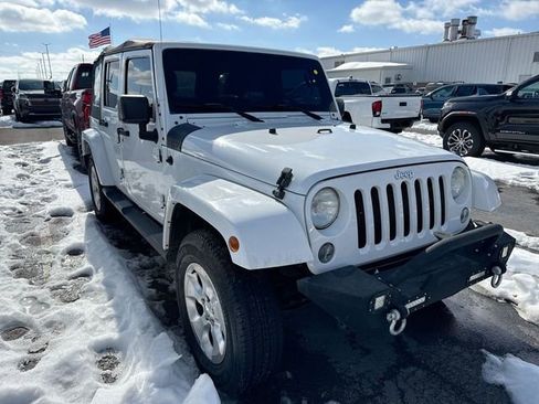 Used 2014 Jeep Wrangler Unlimited Sahara image 5