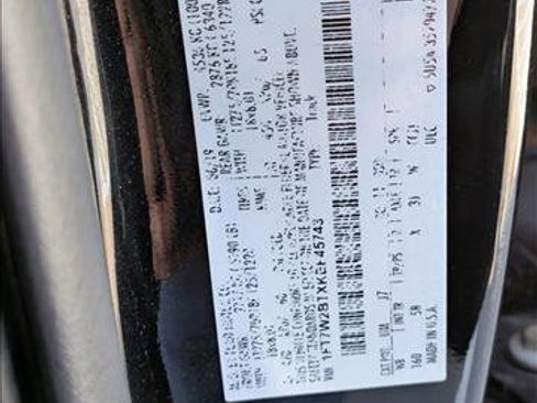 Used 2019 Ford F250 Lariat w/ Lariat Ultimate Package image 26