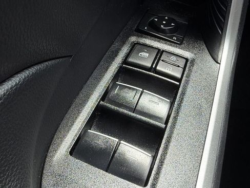 Used 2025 Toyota RAV4 XLE FWD image 16