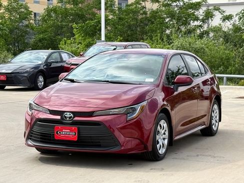 Used 2026 Toyota Corolla LE image 6