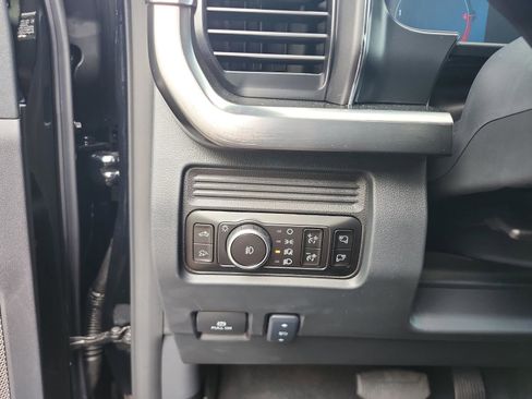 New 2026 Ford F250 Lariat image 12