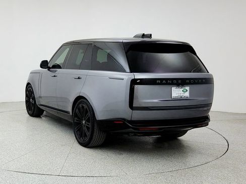 Certified 2024 Land Rover Range Rover SE image 6
