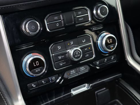 Used 2023 GMC Yukon Denali w/ LPO, Floor Liner Package image 26