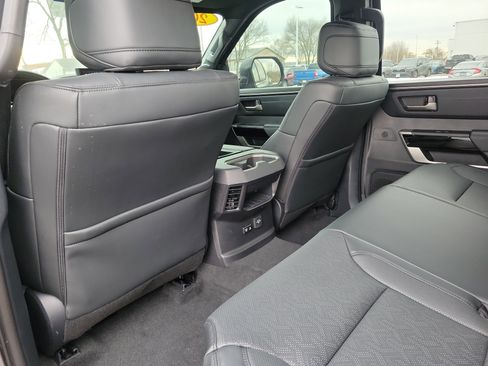 Used 2025 Toyota Tundra Limited image 12