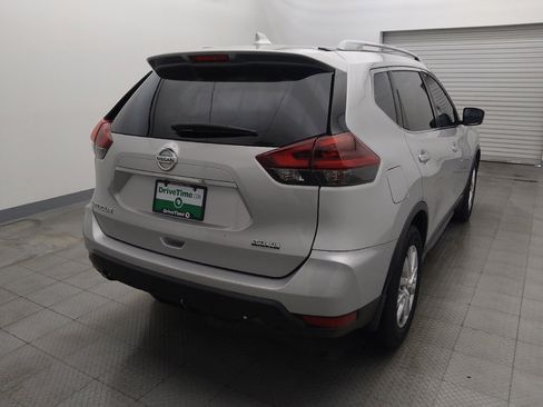 Used 2019 Nissan Rogue S w/ Special Edition Package FWD image 7