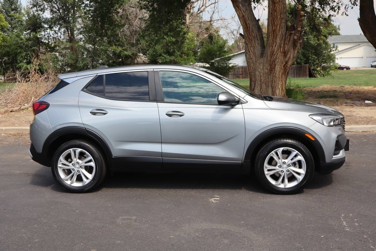 Used 2023 Buick Encore GX Preferred w/ Cold Weather Comfort Package FWD image 3