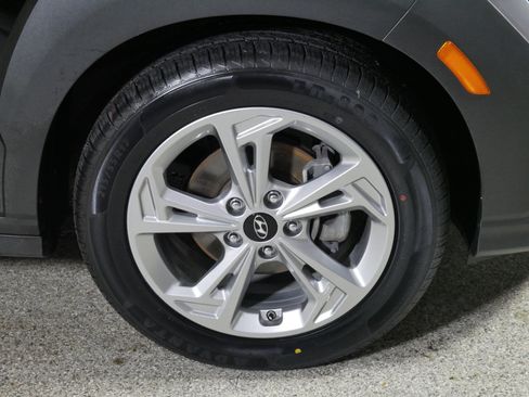 Used 2023 Hyundai Kona SEL w/ Cargo Package FWD image 15