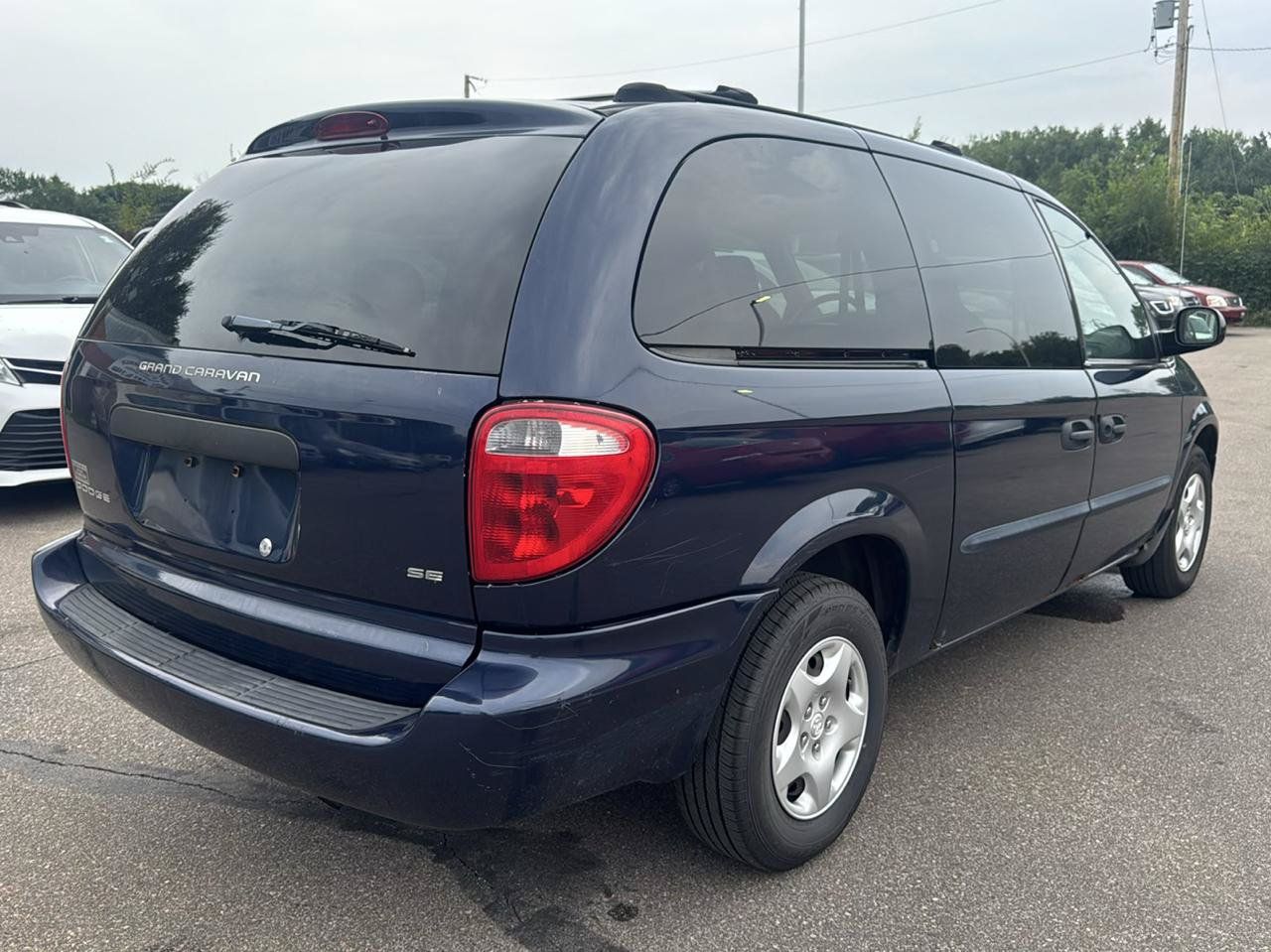 Used 2003 Dodge Grand Caravan SE FWD image 5
