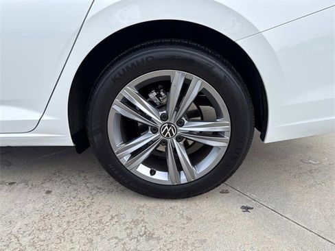 Certified 2024 Volkswagen Jetta SE image 26