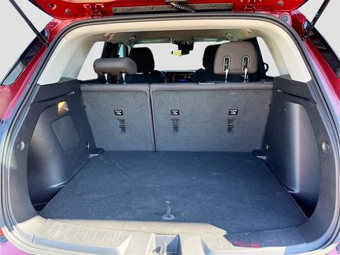 Used 2024 Chevrolet TrailBlazer LT image 23