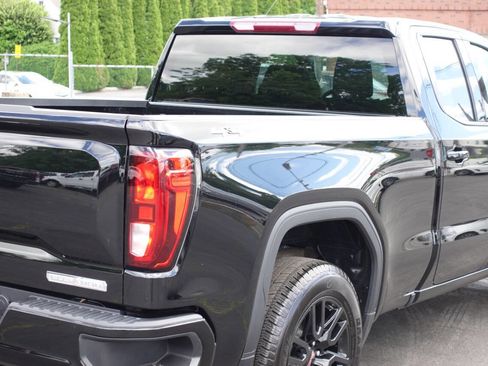 Used 2023 GMC Sierra 1500 Elevation AWD/4WD image 12