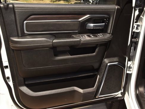 Used 2025 RAM 2500 Laramie w/ Night Edition AWD/4WD image 36