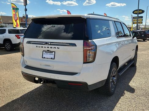Used 2021 Chevrolet Suburban Z71 w/ Luxury Package image 4
