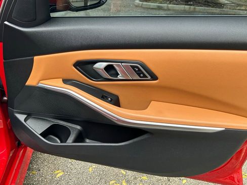 Used 2022 BMW 330i Sedan w/ Driving Assistance Package RWD image 29