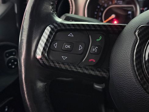 Used 2019 Jeep Wrangler Unlimited Sport S image 38