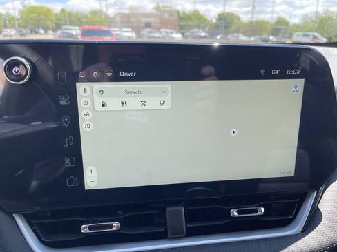 Used 2025 Chevrolet Equinox LT FWD image 20