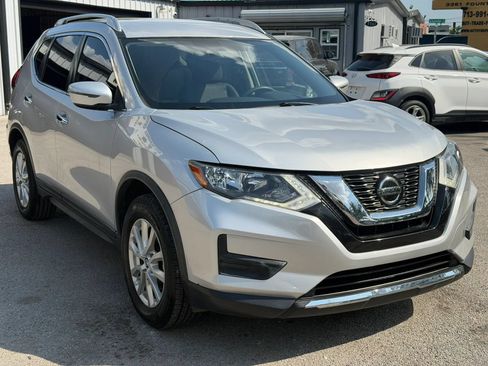 Used 2020 Nissan Rogue S w/ Special Edition Package FWD image 3