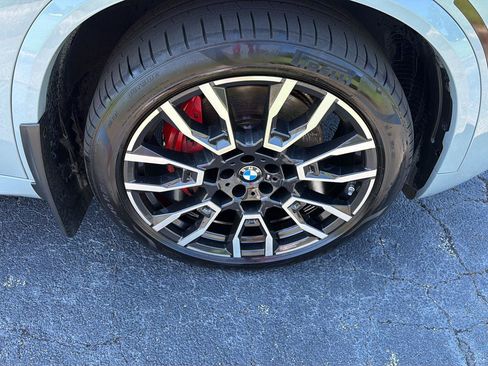 Used 2024 BMW X5 xDrive40i w/ M Sport Package AWD/4WD image 40