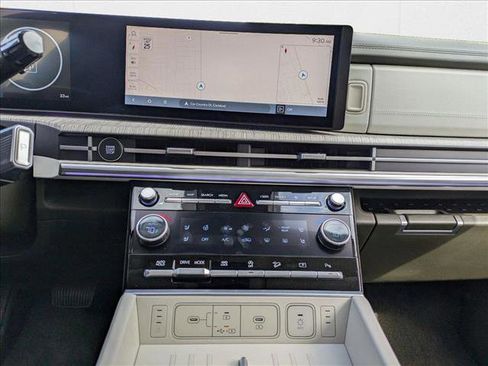 New 2025 Hyundai Santa Fe Calligraphy image 14