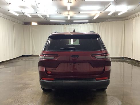 Used 2023 Jeep Grand Cherokee L Laredo AWD/4WD image 7