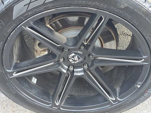 Used 2019 Ford Expedition Max Limited image 10