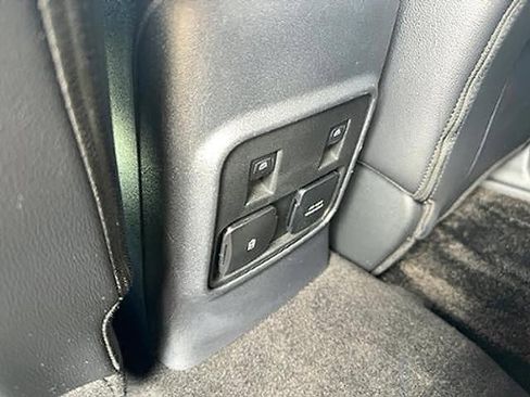 Used 2022 Ford Bronco Wildtrak image 12