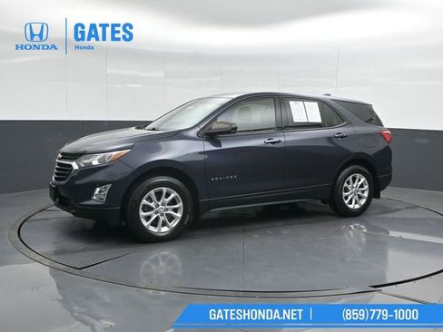 Used 2019 Chevrolet Equinox LS w/ LS Convenience Package AWD/4WD image 7