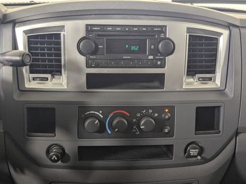 Used 2007 Dodge Ram 2500 Truck SLT RWD image 20