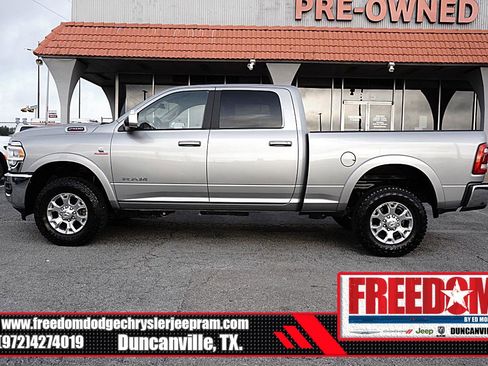 Used 2022 RAM 2500 Laramie image 2