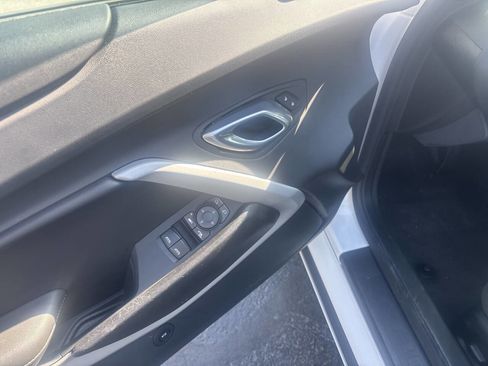 Used 2023 Chevrolet Camaro LT image 17