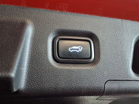 Used 2023 Hyundai Santa Fe Limited image 7