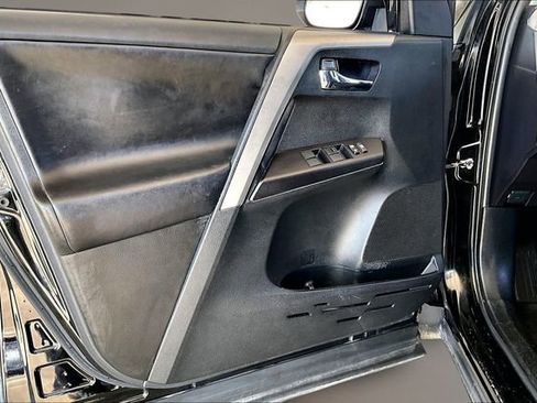 Used 2018 Toyota RAV4 XLE w/ Plus Extra Value Package image 17