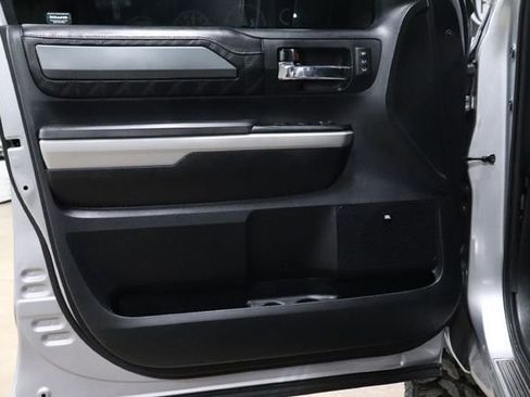 Used 2019 Toyota Tundra Platinum AWD/4WD image 8