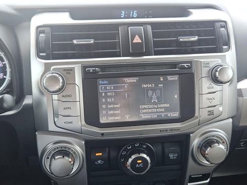 Used 2019 Toyota 4Runner SR5 Premium AWD/4WD image 30