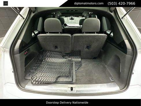 Used 2018 Audi Q7 3.0T Prestige w/ Prestige Package image 47