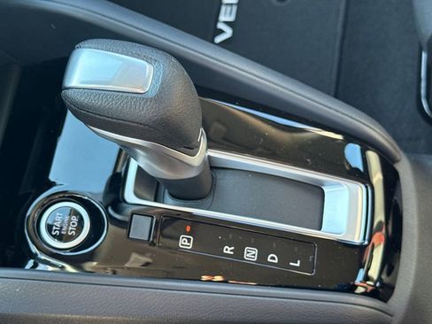 New 2025 Nissan Versa SR w/ Trunk Package image 18