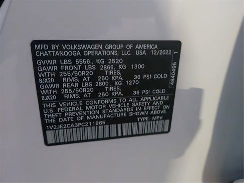 Used 2023 Volkswagen Atlas Cross Sport SE image 34