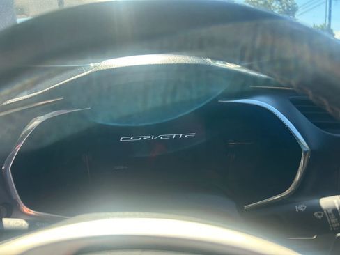 Used 2014 Chevrolet Corvette Stingray Coupe RWD image 13