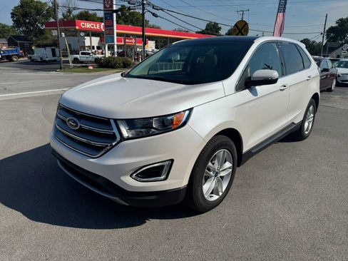 Used 2016 Ford Edge SEL w/ Equipment Group 201A FWD image 4