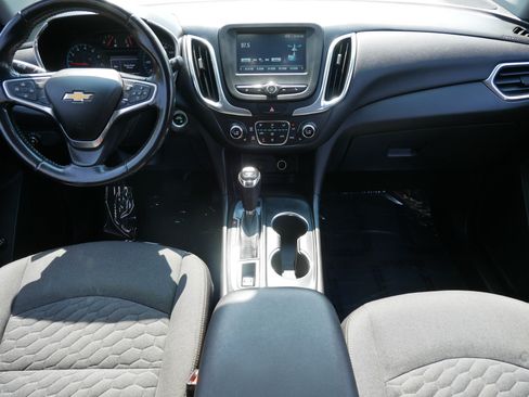 Used 2018 Chevrolet Equinox LT AWD/4WD image 10