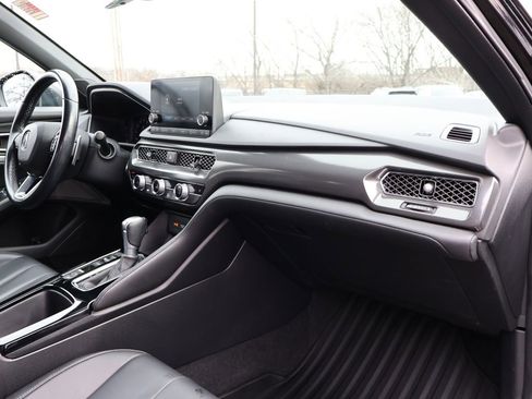 Used 2023 Acura Integra A-Spec image 9