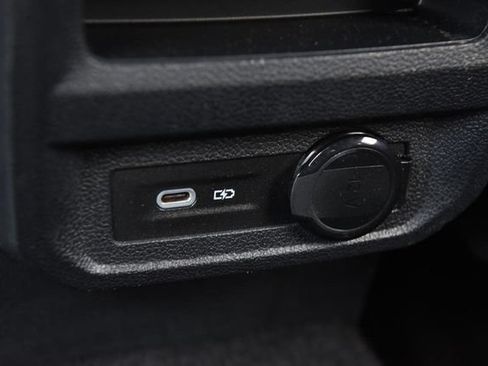 Certified 2022 Volkswagen Tiguan SE R-Line AWD/4WD image 25