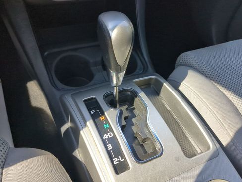 Used 2013 Toyota Tacoma PreRunner image 53